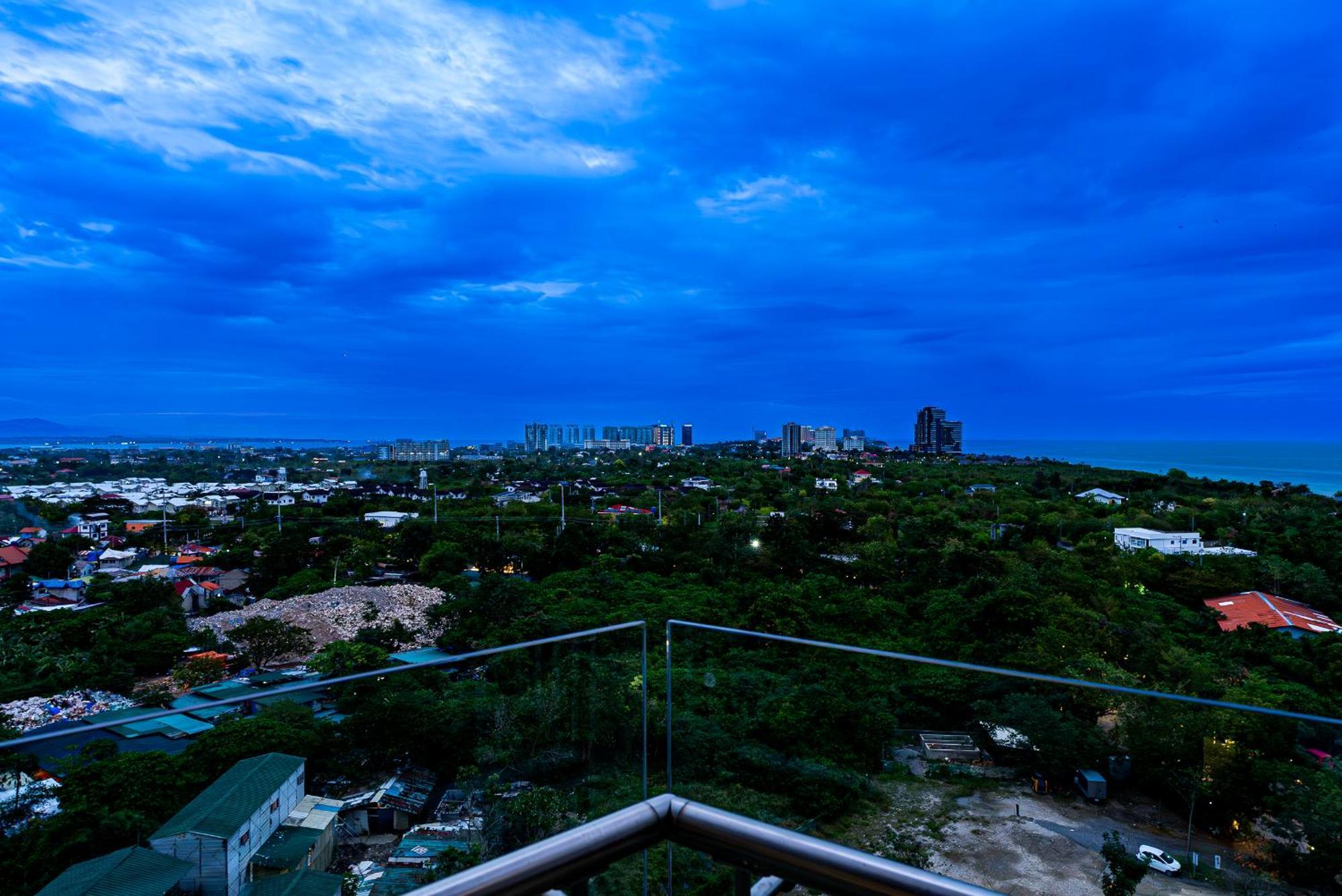Apartment 14dc Tambuli Seaside Living *